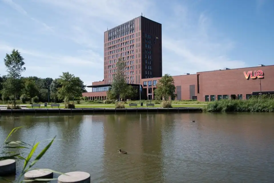 Buitenaanzicht Van der Valk Hoorn